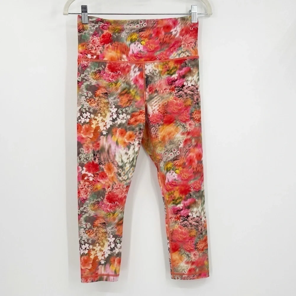 Athleta Elation Printed Capri Leggings Renewed Bloom Spring Size S